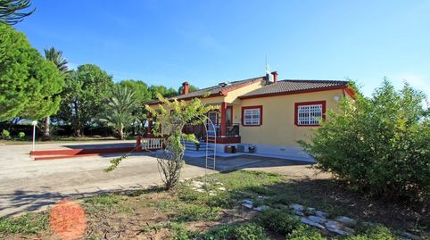 CHALET CON GRAN PARCELA EN ELS POBLETS ALICANTE, image 2