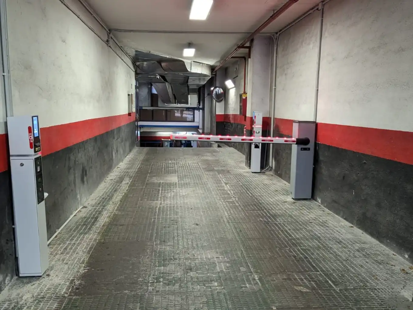 Garage for rent in Calle de Juan Bravo, 58, Lista