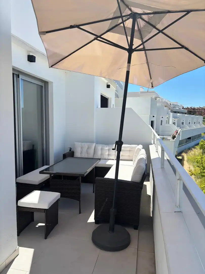 Terrassa de Dúplex de lloguer en Estepona amb Aire condicionat, Calefacció i Terrassa