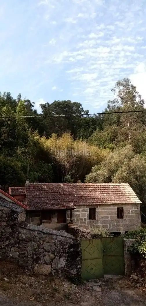 Casa in vendita a Lugar San Amaro 14