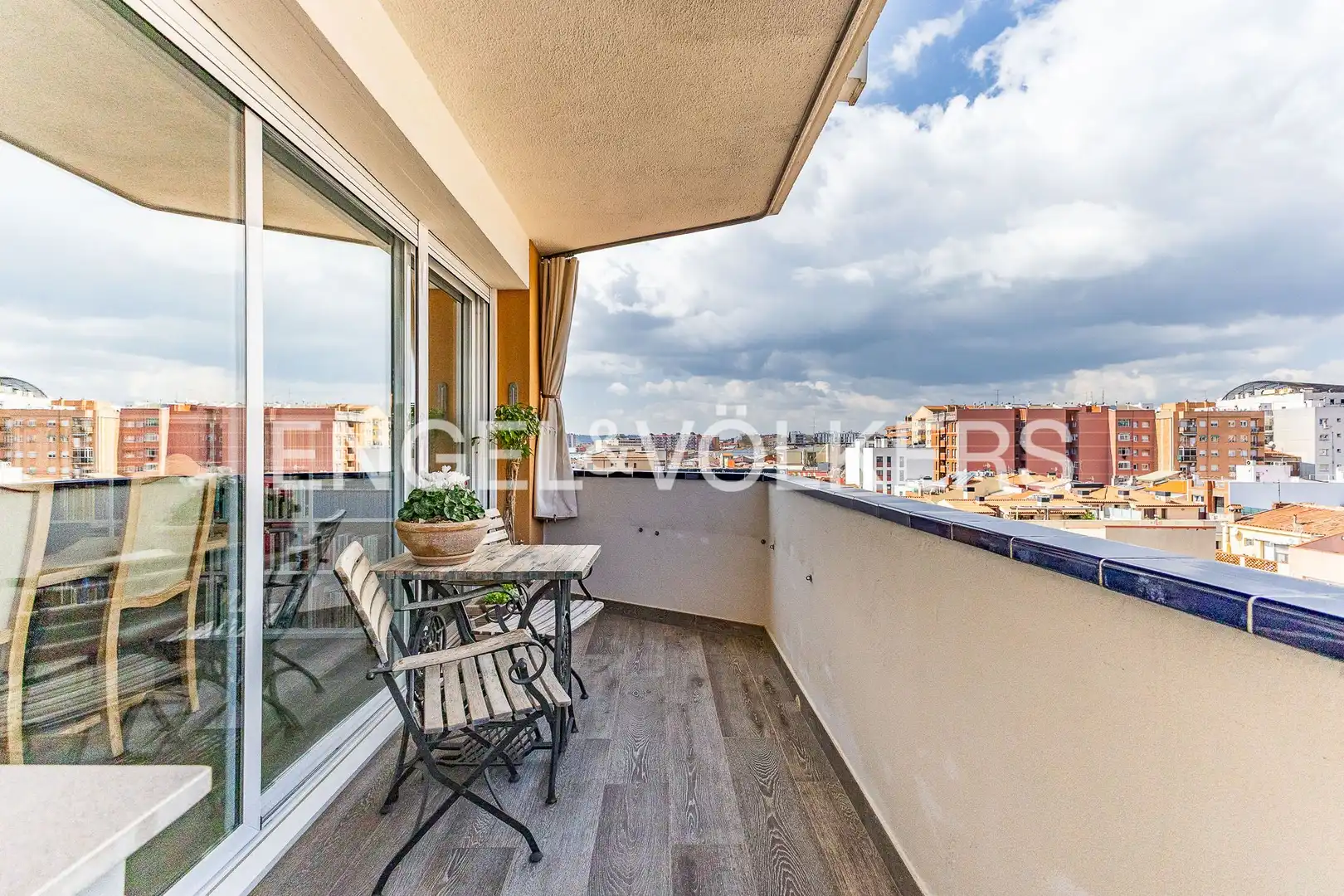 Terraza de Piso en venta en Sabadell con Aire acondicionado, Calefacción y Jardín privado