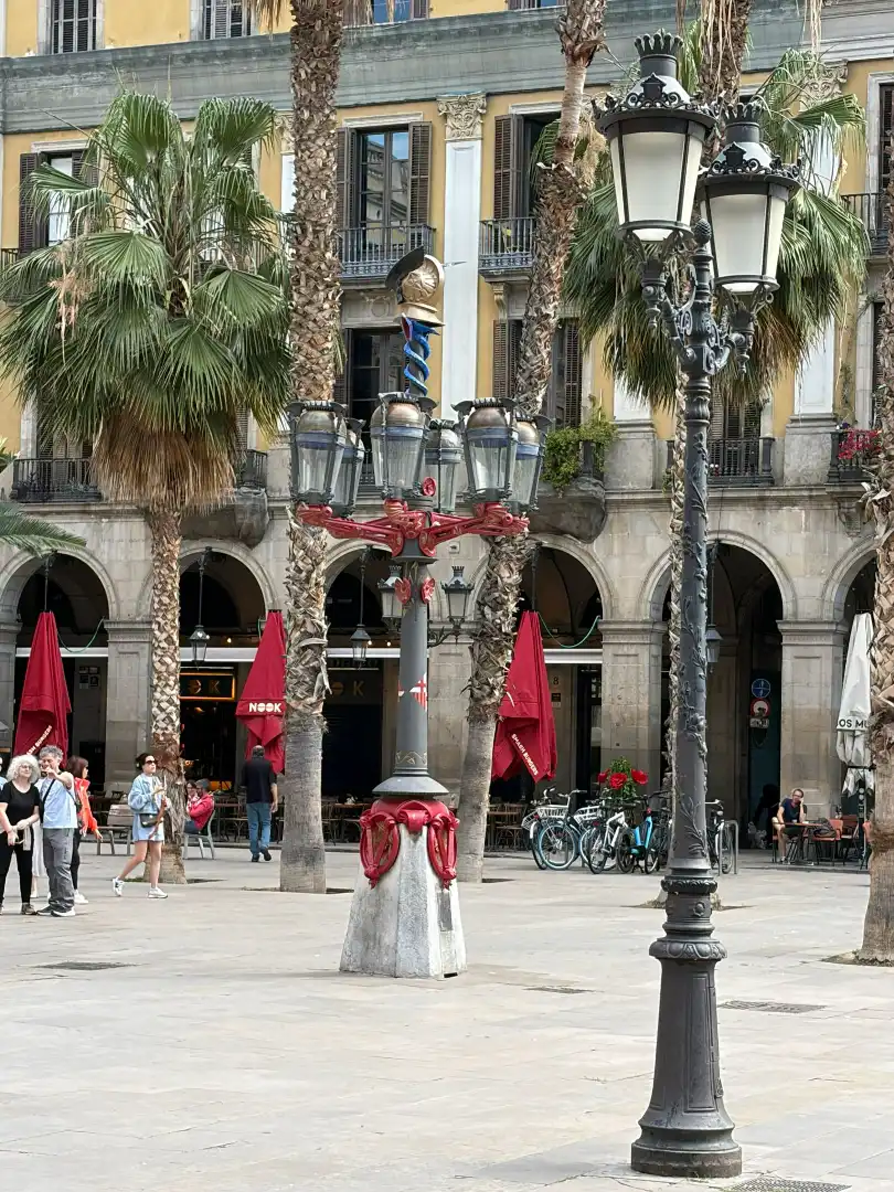 Vista exterior de Piso en venta en Barcelona con Aire acondicionado, Calefacción y Amueblado