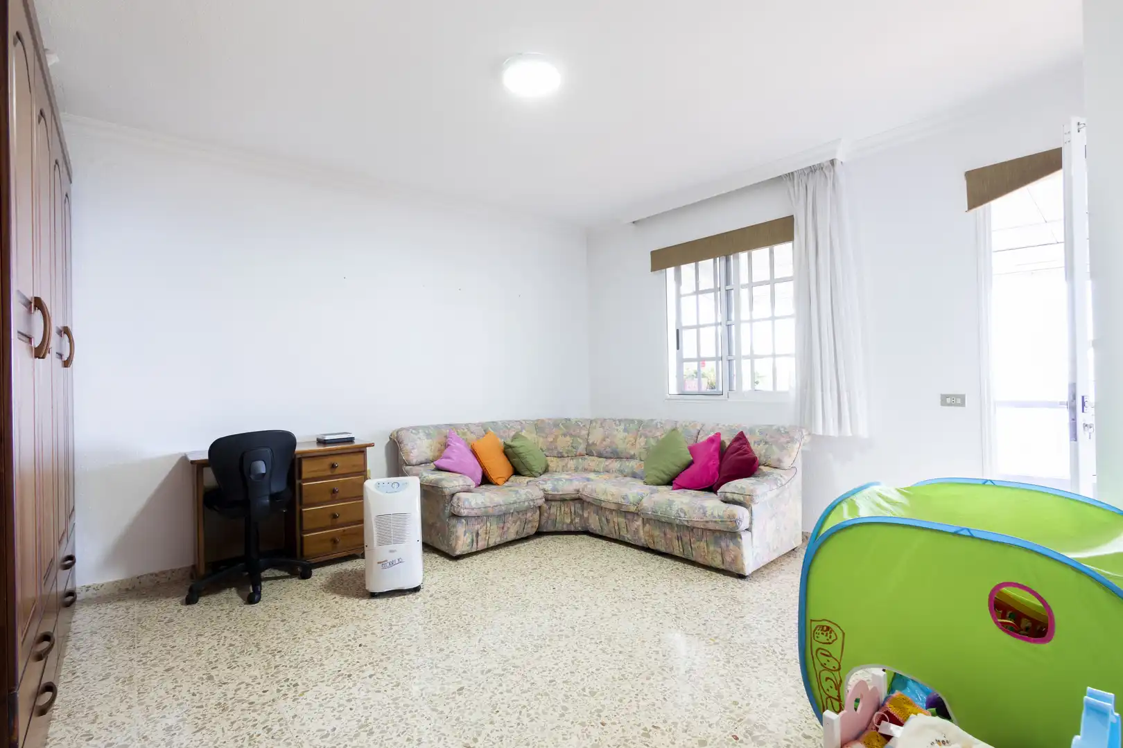 Sala de estar de Casa adosada en venta en Los Realejos con Jardín privado y Terraza