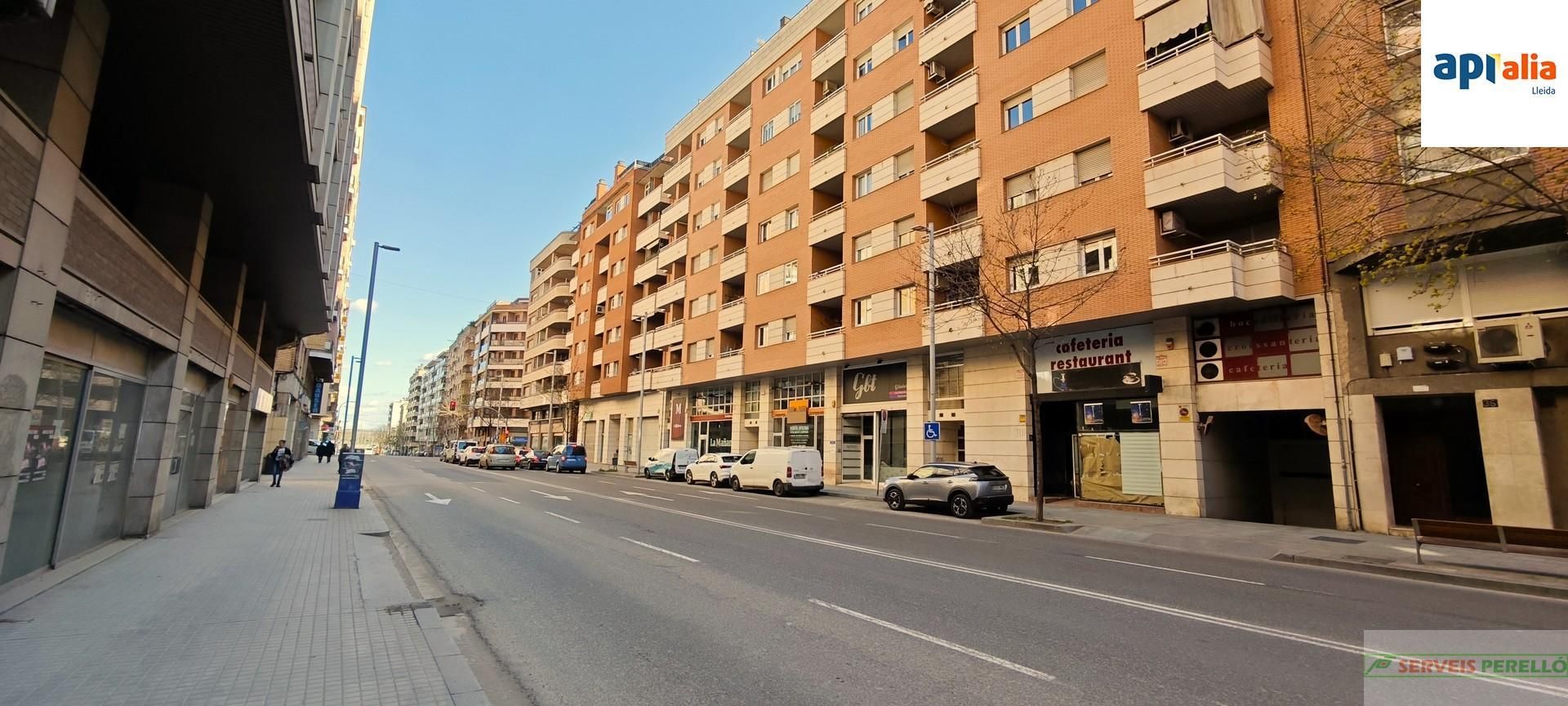 Flat for sale in Princep de Viana, Príncep de Viana - Clot -Xalets Humbert Torres
