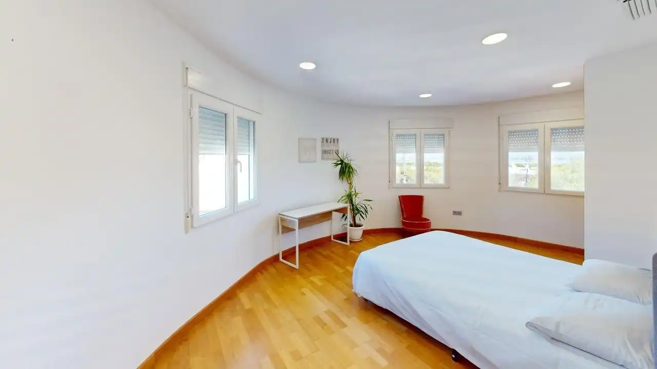 Chalet con piscina en venta en Los Balcones - Los Altos, imagen 30