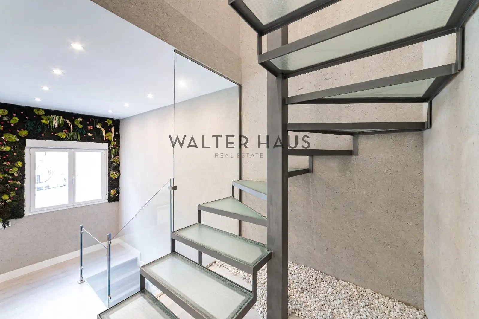 Dúplex en venta en Madrid con Calefacción, Horno y Lavadora