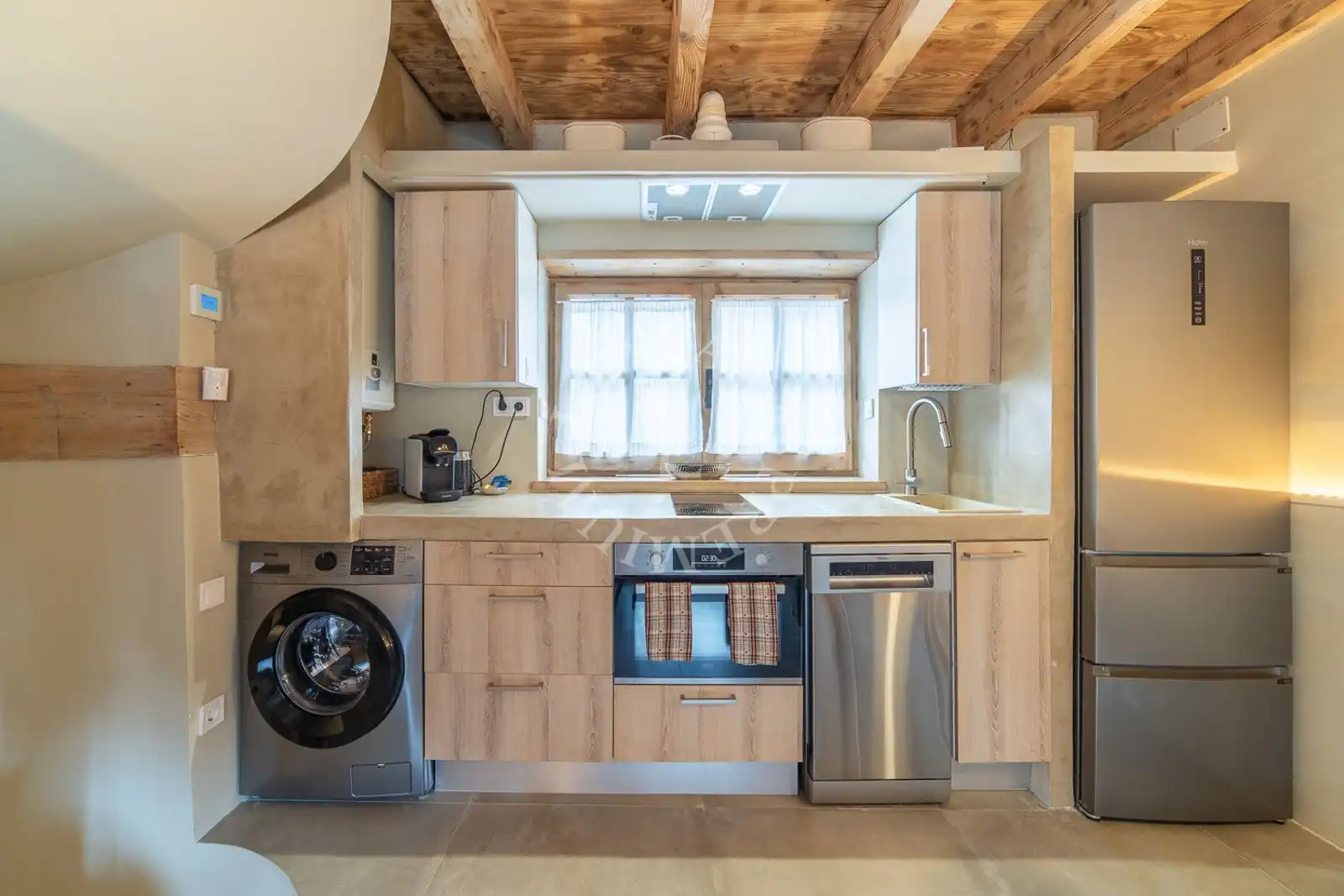 Kitchen of Flat for sale in Naut Aran  with Heating and Storage room