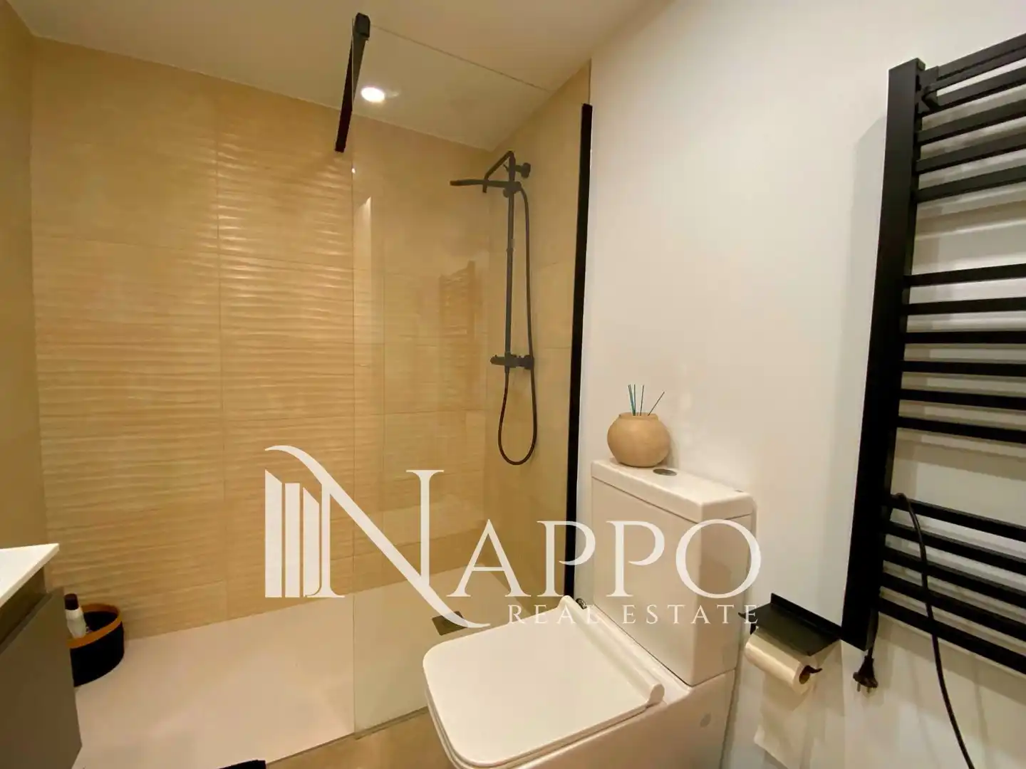Bathroom of Flat for rent in Calvià  with Air Conditioner, Heating and Terrace
