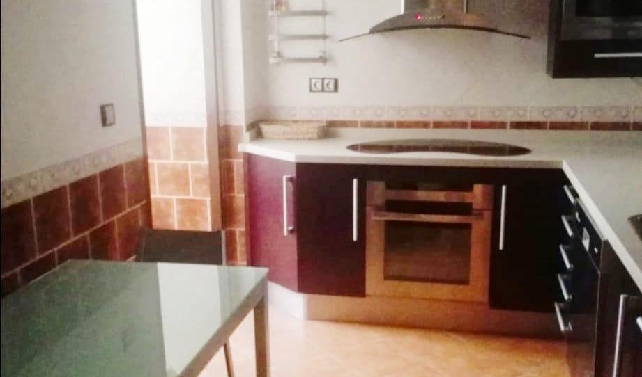 Foto 1 de Piso en venta en Avenida Editor Ángel Caffarena, El Cónsul - Ciudad Universitaria - El Romeral, Málaga
