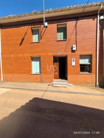 Casa-chalet en Venta en Fuentes de Carbajal