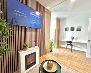 Living room of Study to share in  Madrid Capital  with Air Conditioner and Terrace