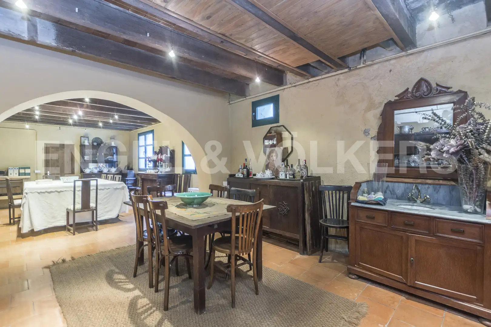 Comedor de Finca rústica en venta en Sant Cebrià de Vallalta con Calefacción, Jardín privado y Terraza
