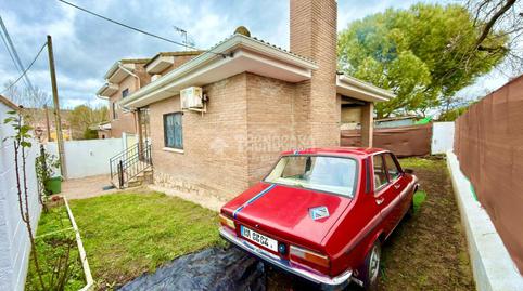 Foto 4 de Casa adosada en venta en Valdeaveruelo, Guadalajara