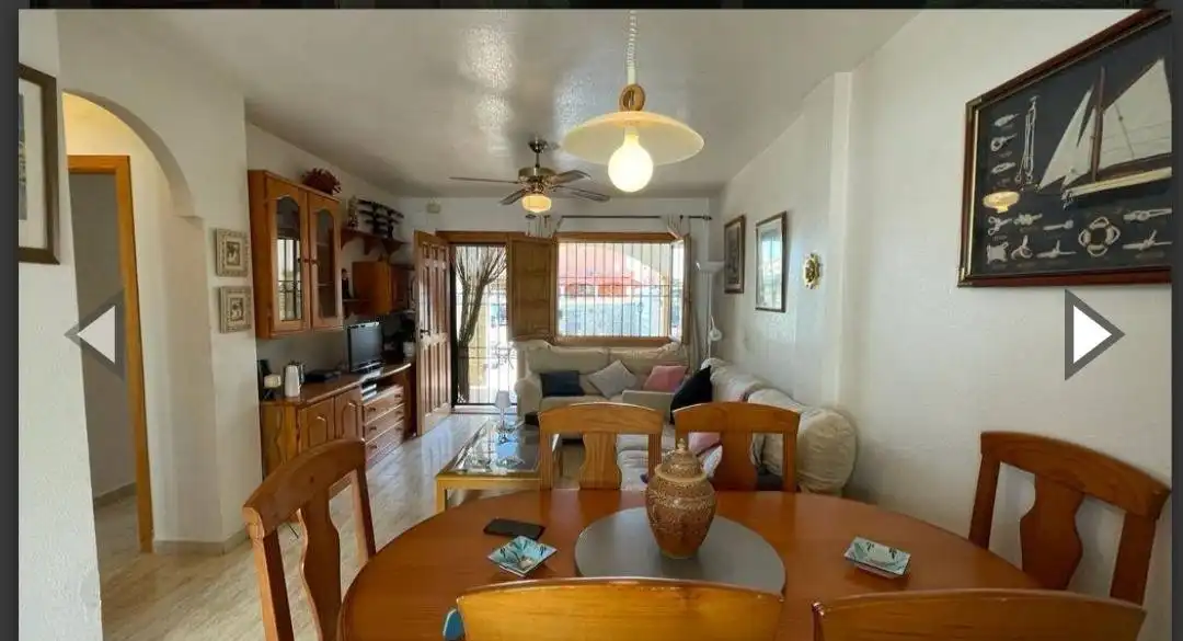 Comedor de Casa adosada en venta en Pilar de la Horadada con Aire acondicionado, Calefacción y Jardín privado