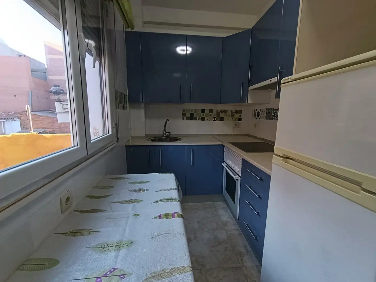Cocina de Piso en venta en Benavente con Calefacción, Parquet y Amueblado