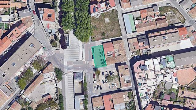 Terreno en Venta en C/ Séneca, Lucio Anneo en Oliver