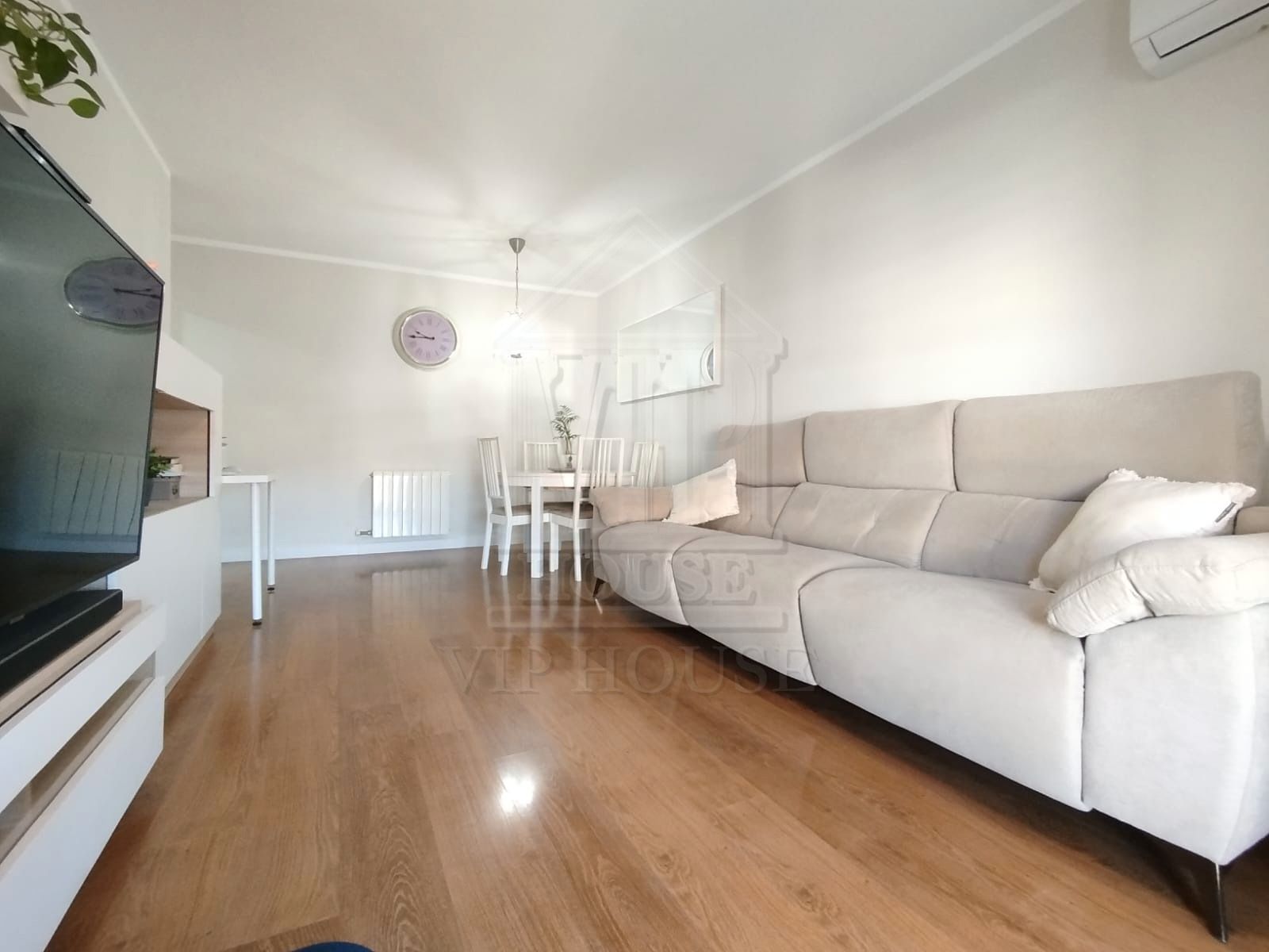 Sala de estar de Piso en venta en Sant Adrià de Besòs con Aire acondicionado, Calefacción y Parquet