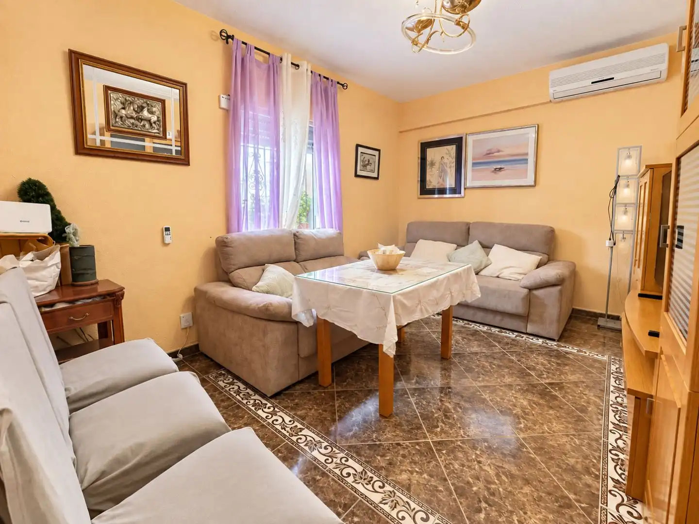Sala de estar de Casa o chalet en venta en Atarfe con Aire acondicionado y Terraza