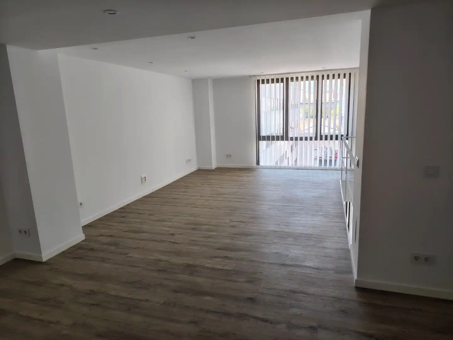 Büro zur Miete in Madrid mit Klimaanlage und Internet
