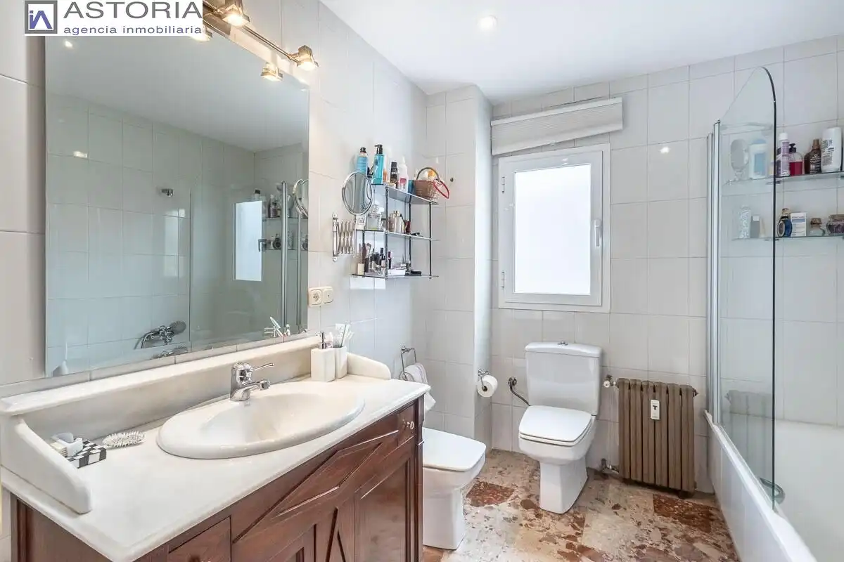 Appartamento con terrazza in vendita a Calle ANGEL BARRIOS, imagen 20