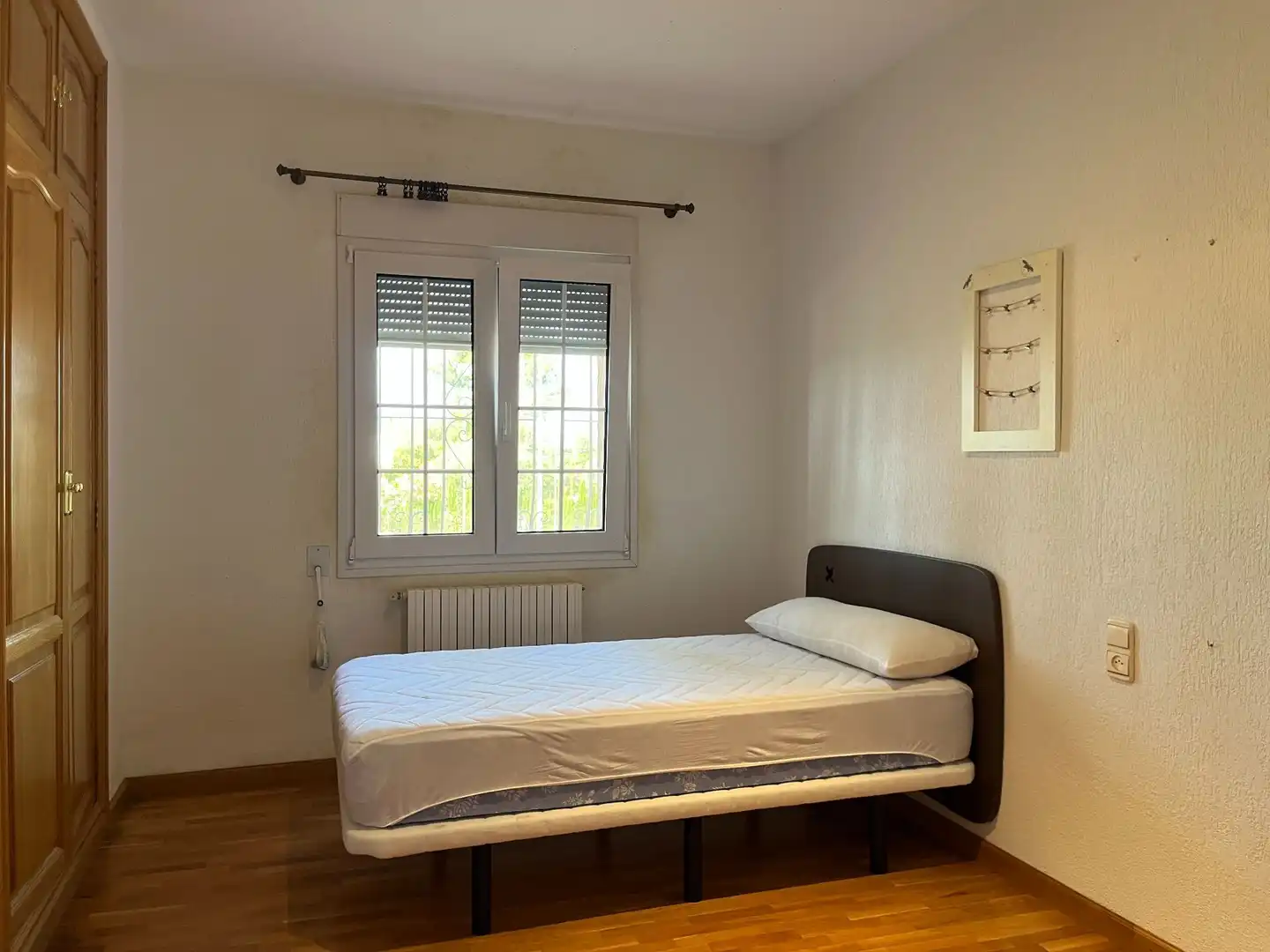Dormitori de Casa o xalet en venda en Ontinyent amb Aire condicionat, Calefacció i Jardí privat