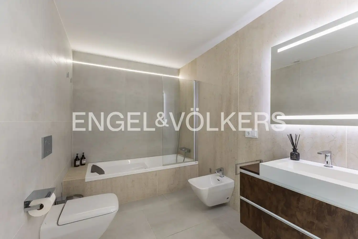 Bathroom of Houses for sale in Real  with Air Conditioner, Heating and Terrace