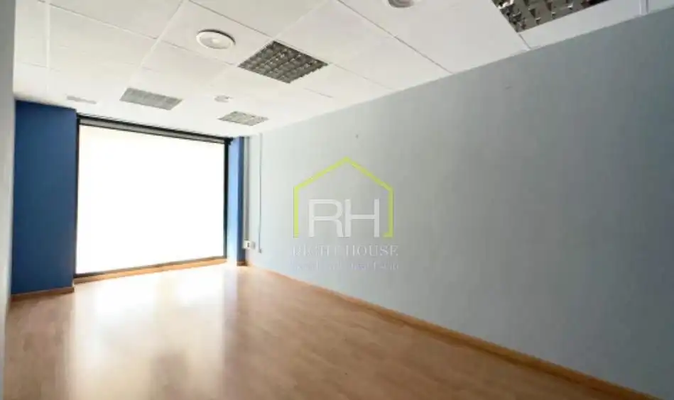 Local en venta en Encamp