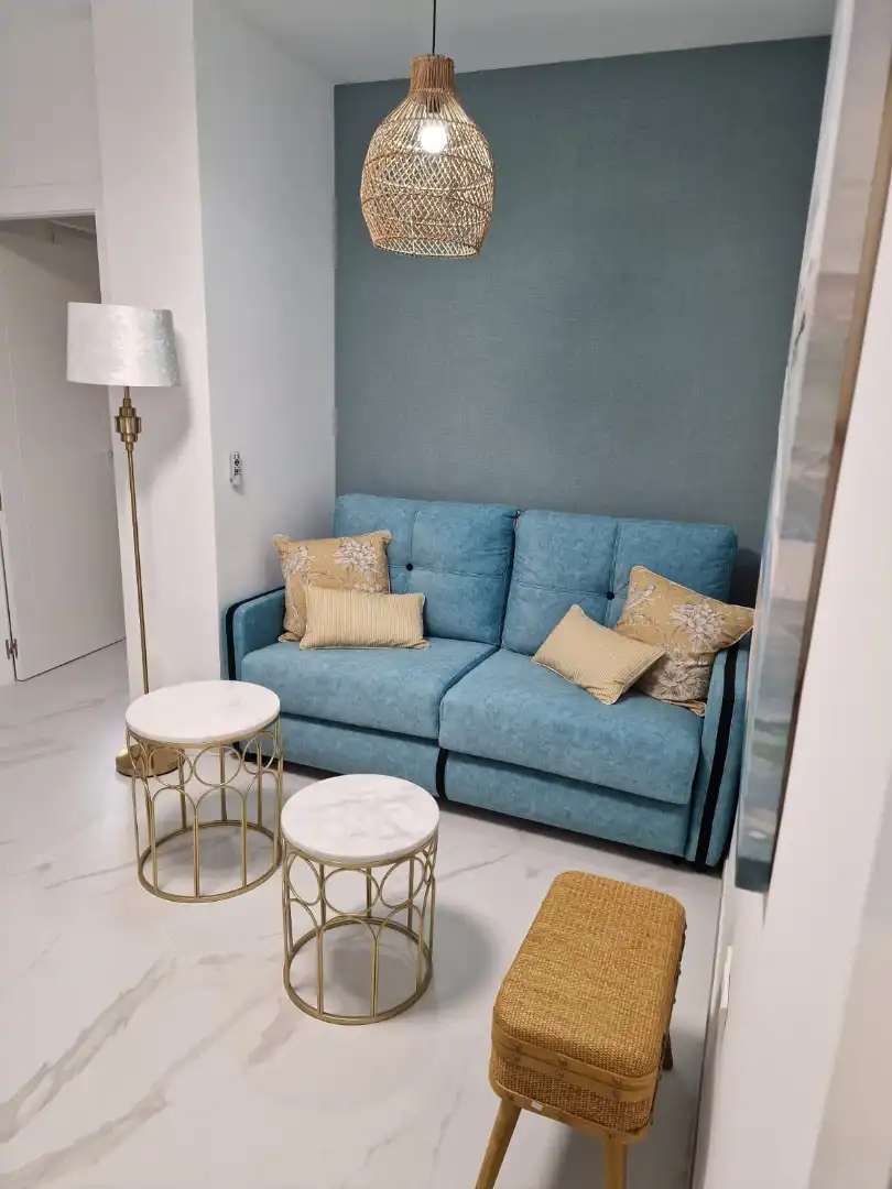 Living room of Flat for rent in Granada  with Air Conditioner, Furnished and Microwave
