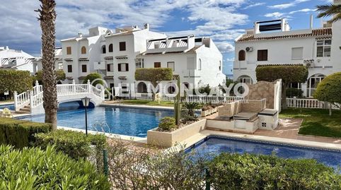Foto 3 de Casa adosada en venta en Rojales, Alicante