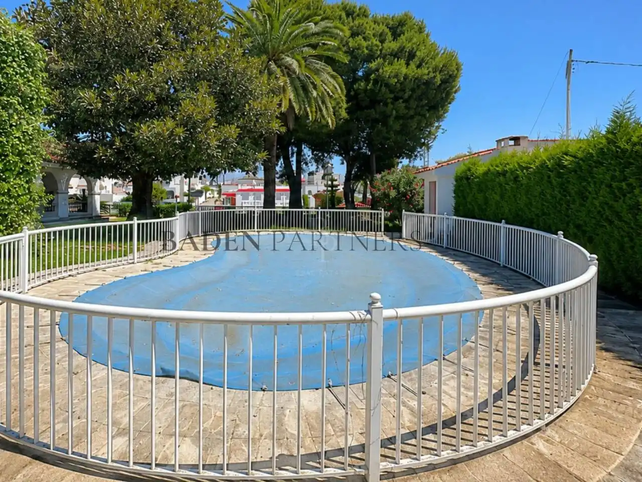 Piscina de Casa o xalet en venda en Vinaròs amb Calefacció, Jardí privat i Terrassa