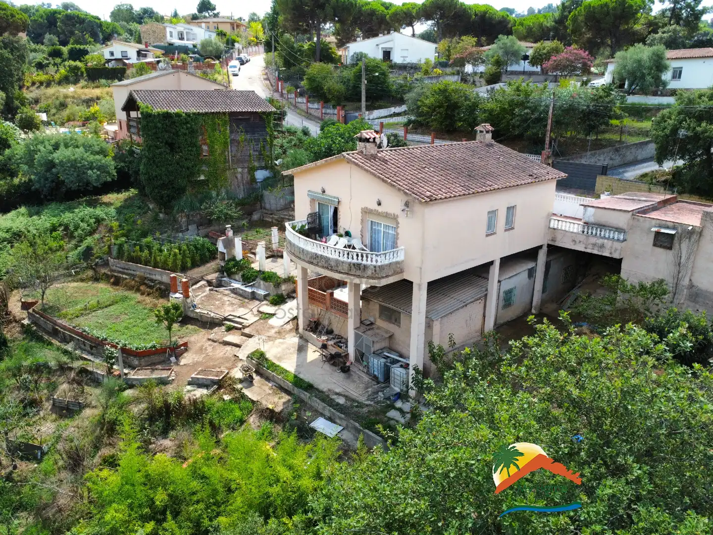 Haus mit Pool zum Verkauf in Montbarbat