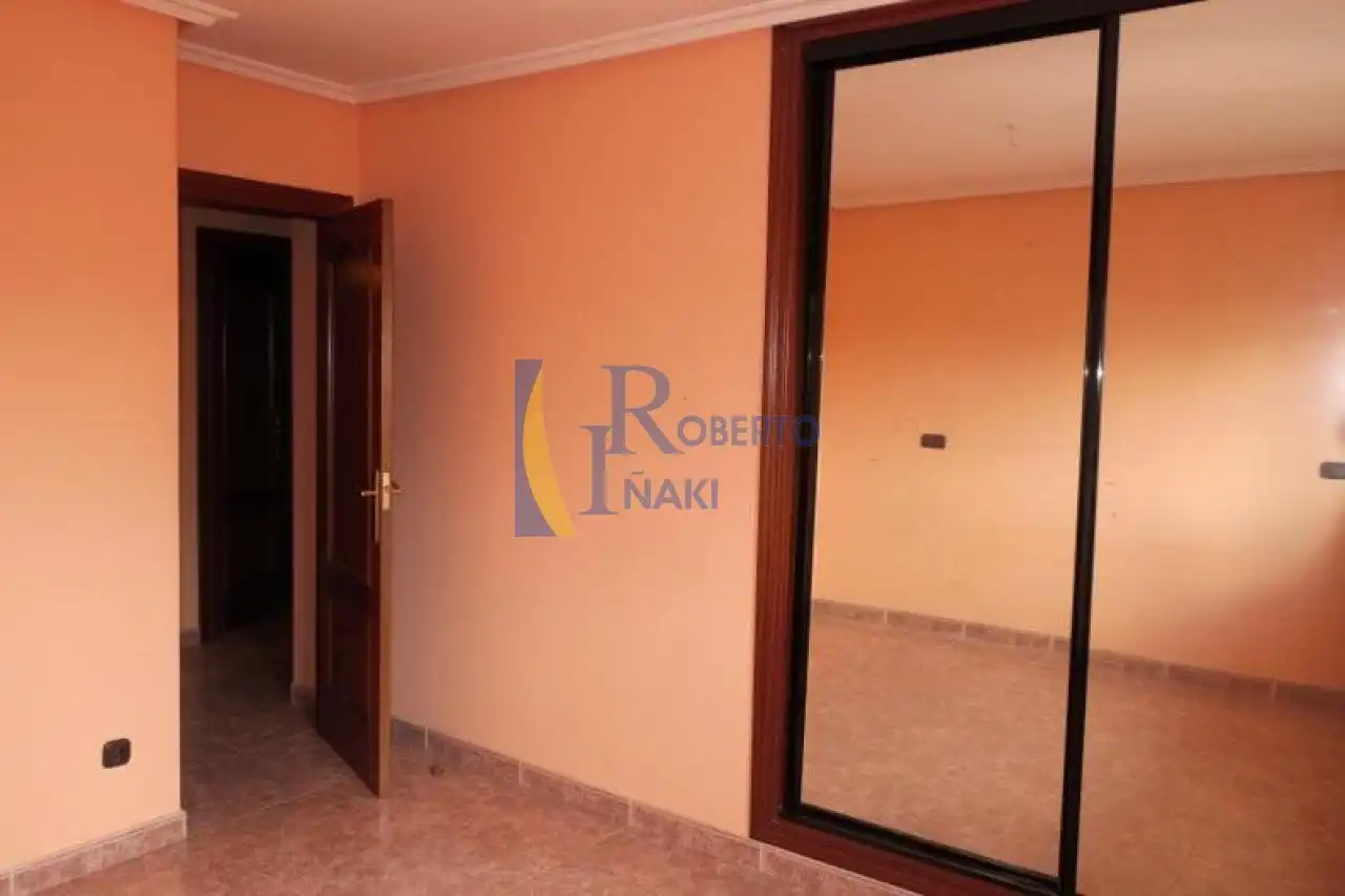 Casa adosada en venta en Villaornate y Castro con Jardín privado