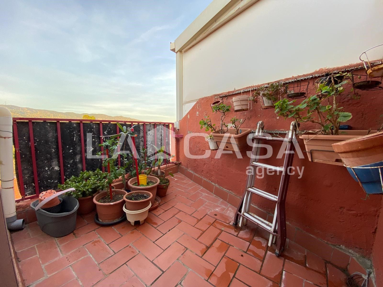 Terrassa de Àtic en venda en Santa Coloma de Gramenet amb Terrassa