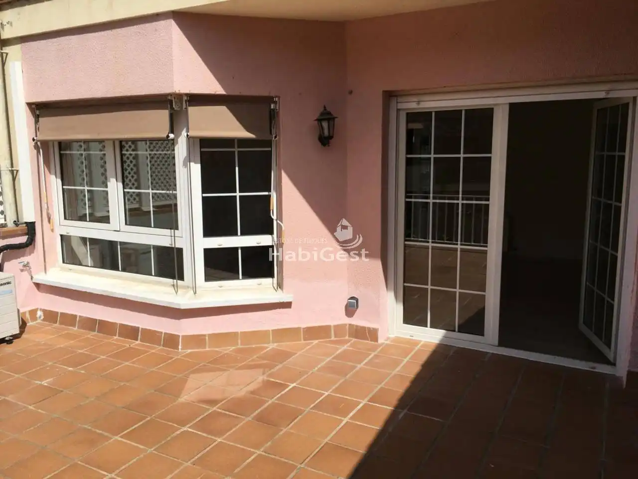Casa adosada de alquiler en Quart con Aire acondicionado, Calefacción y Terraza