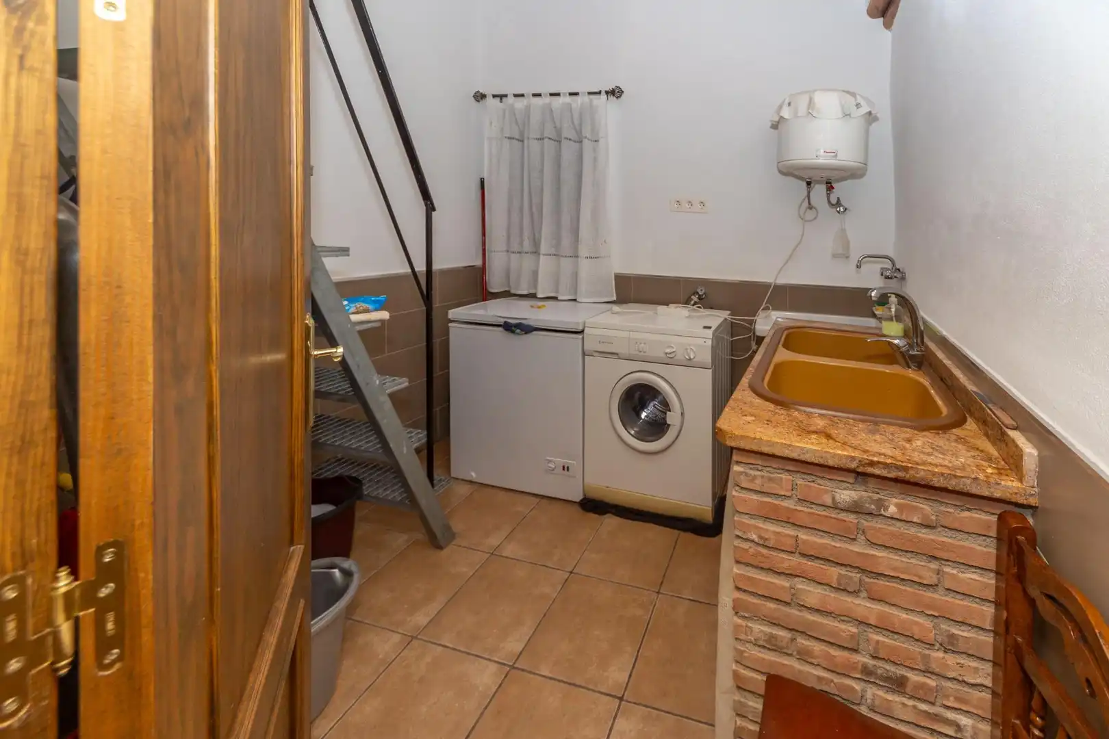 Cuina de Casa adosada en venda en Aldeire