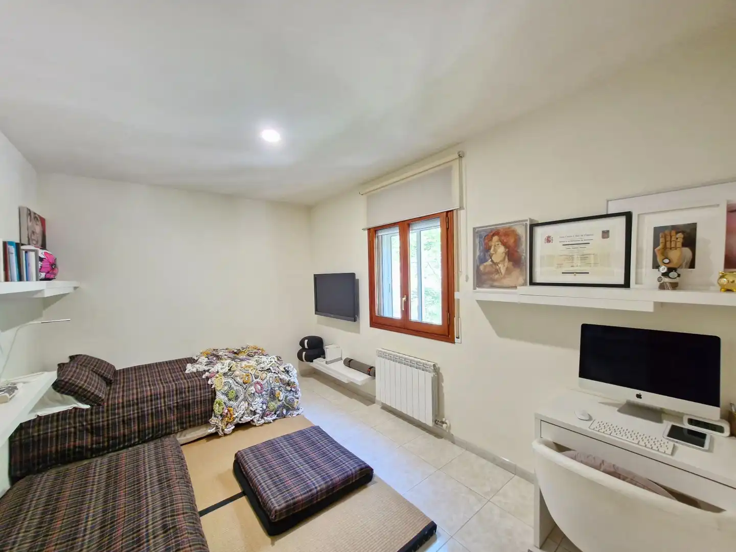 Houses for sale in Almoster  with Air Conditioner, Heating and Storage room