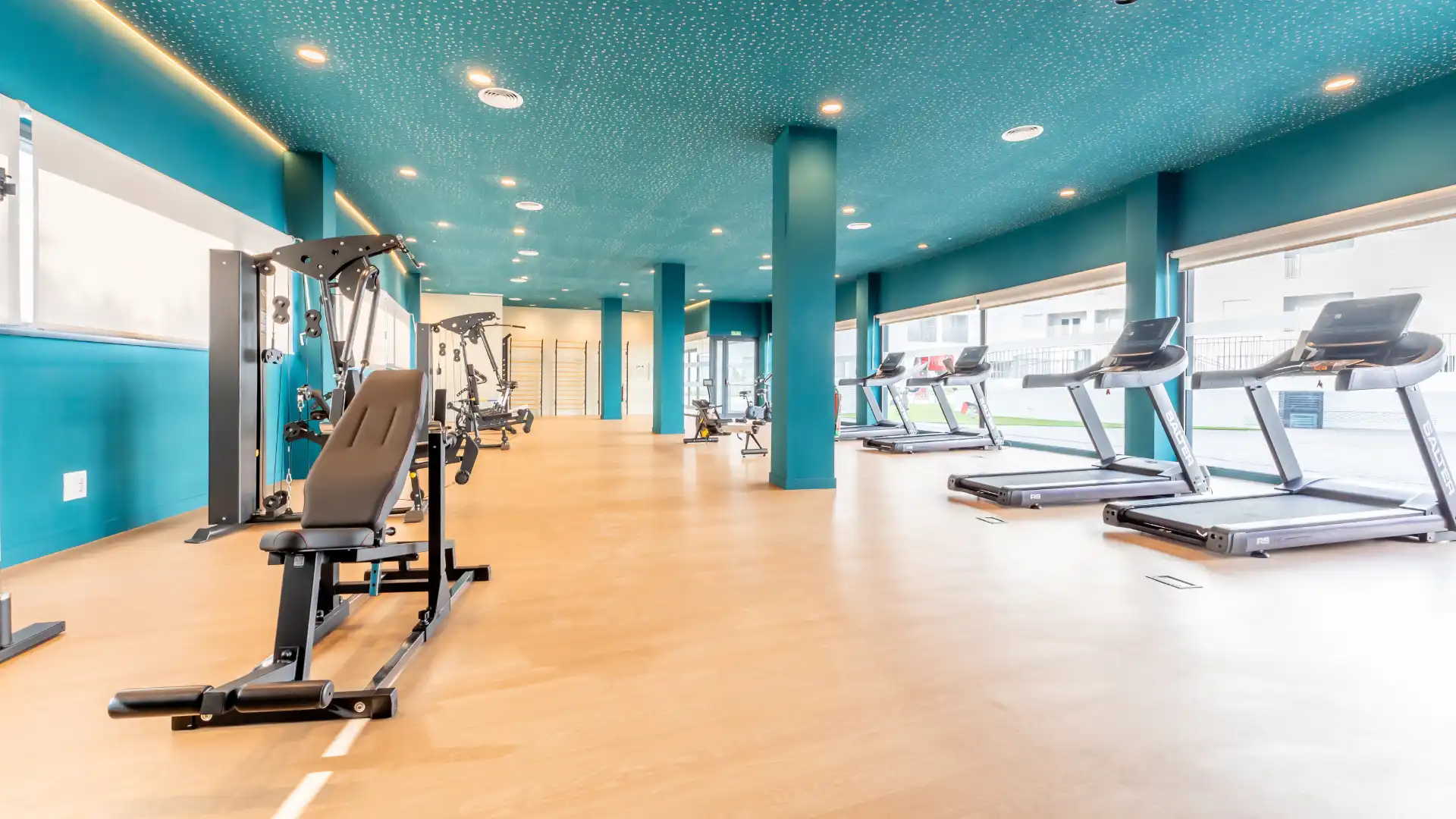 Flat for sale in  Sevilla Capital  with Air Conditioner, Storage room and Community pool