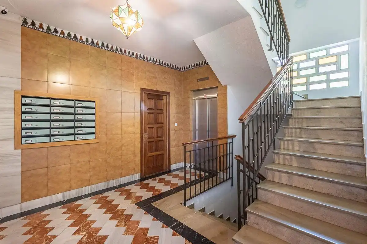 Appartement avec ascenseur à louer à Genil, imagen 18