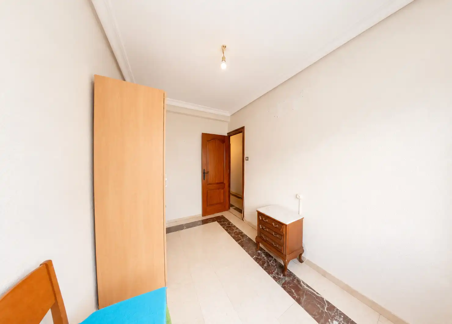 Habitación de Piso en venta en Murcia con Balcón