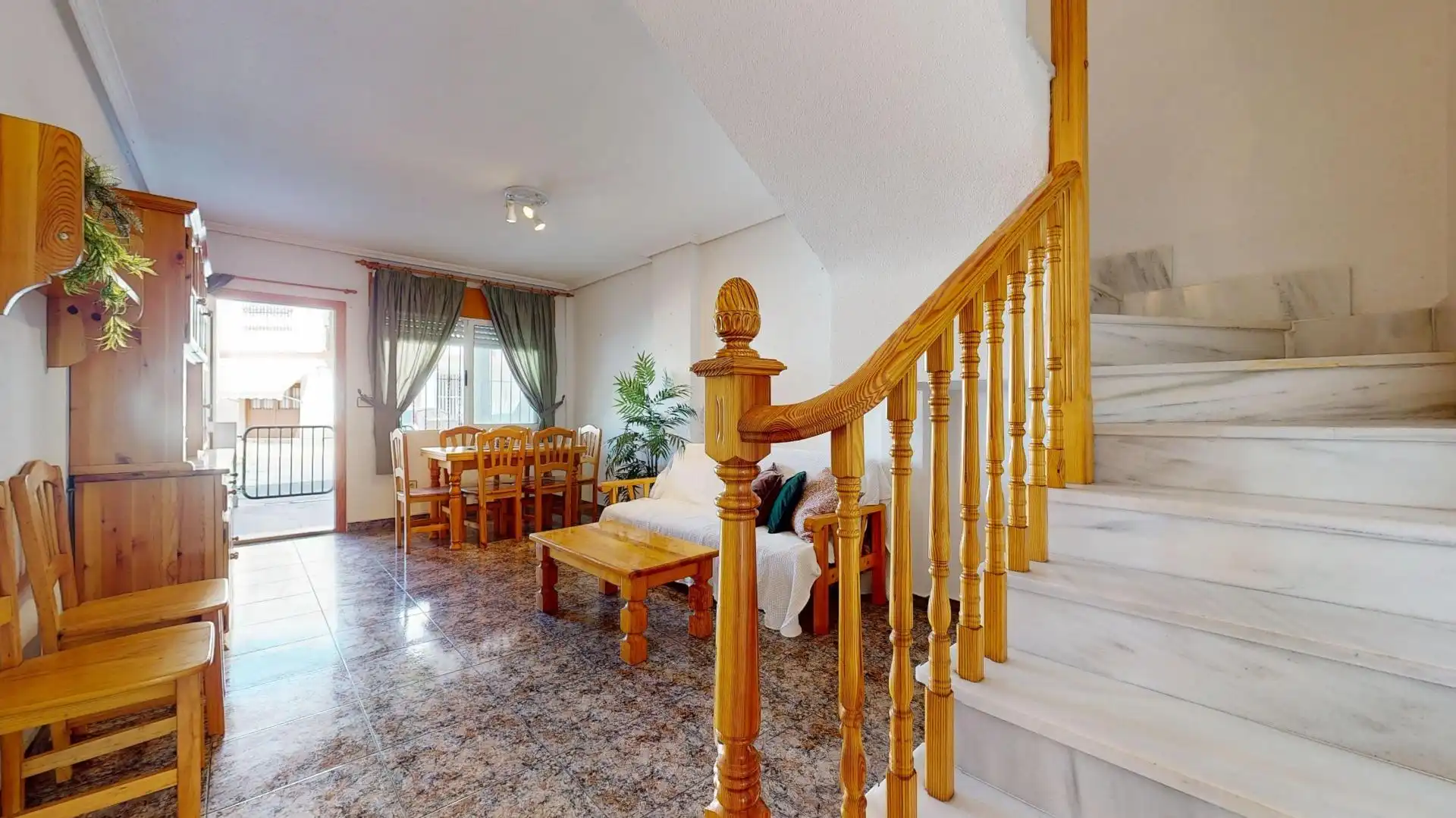 Casa adosada en venta en San Pedro del Pinatar con Terraza, Amueblado y Balcón