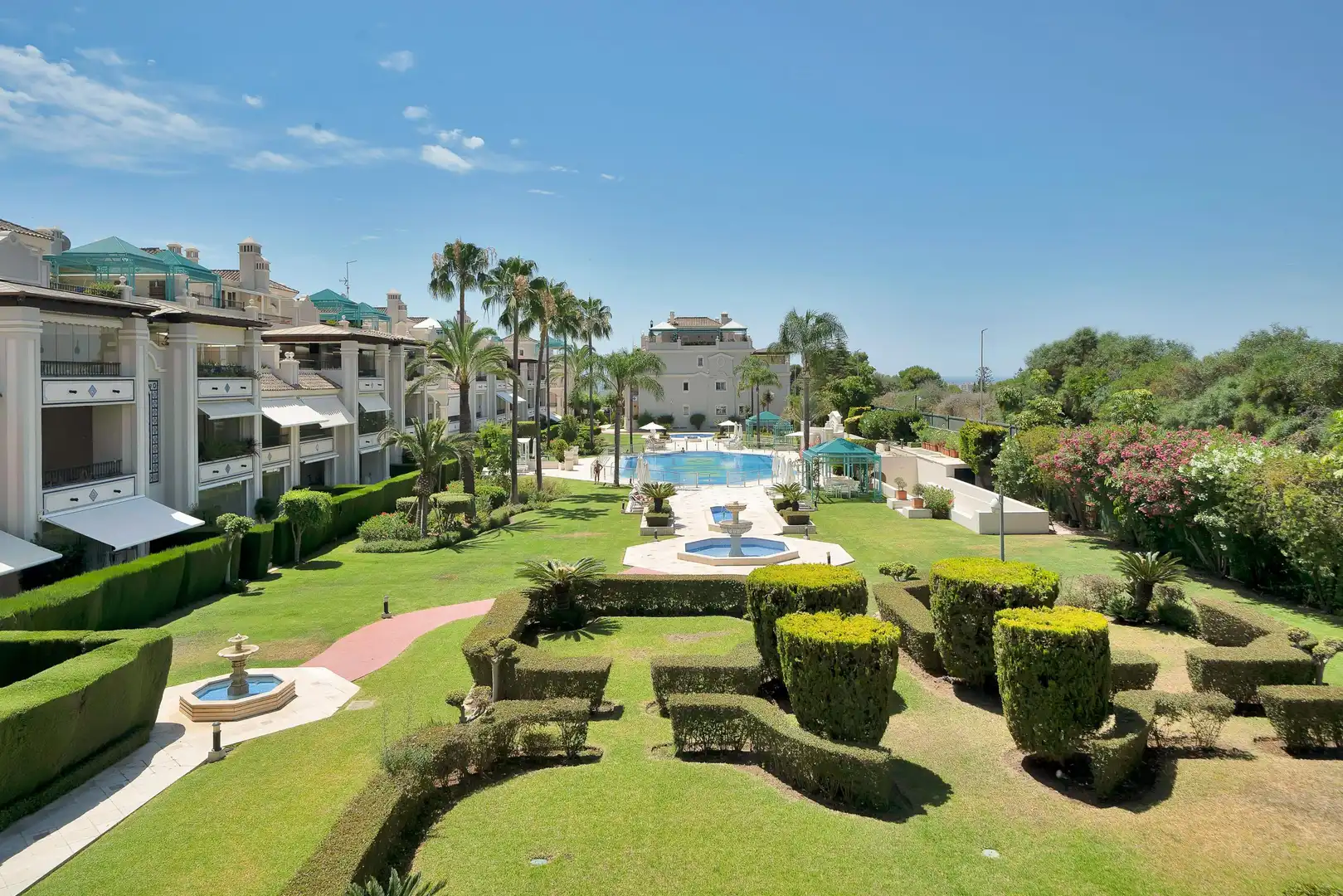 Apartments for sale in 31A Urbanizacion Lomas de Rio Verde, Las Lomas de Río Verde