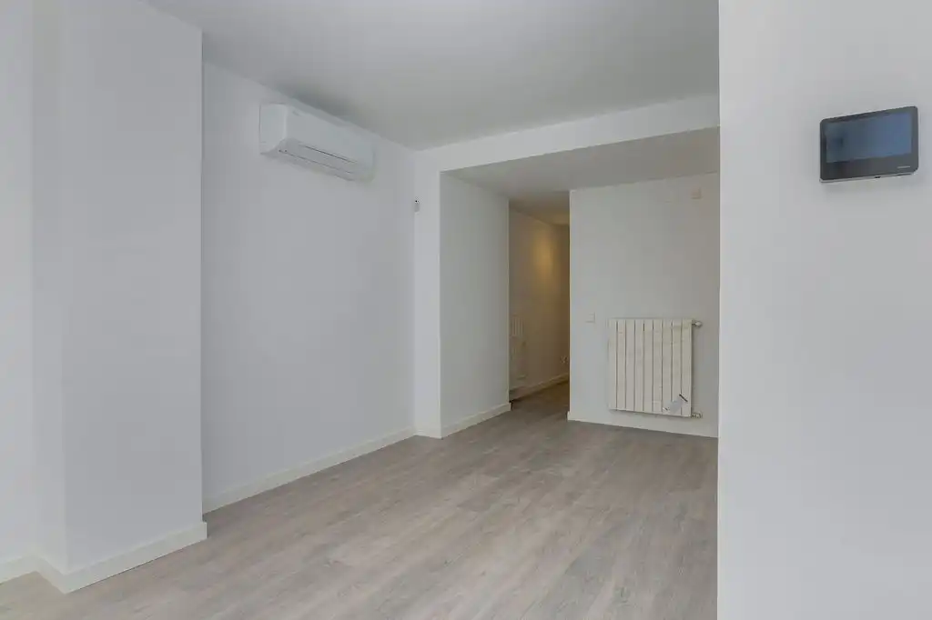 Flat for sale in Fuenlabrada  with Air Conditioner, Heating and Storage room