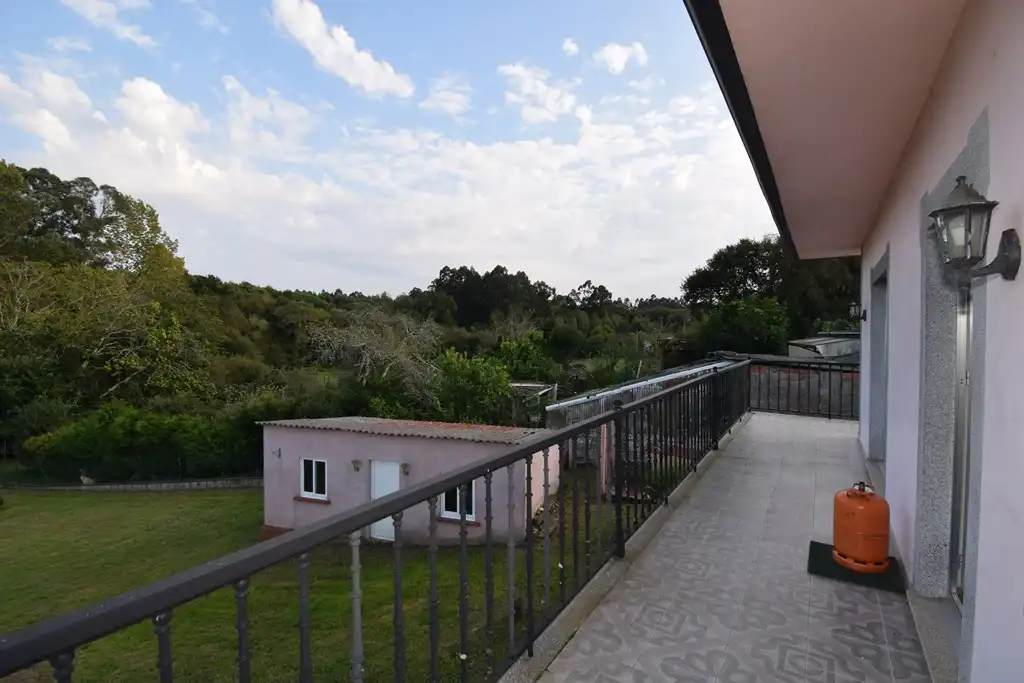 Terrassa de Casa o xalet en venda en Fene amb Jardí privat, Terrassa i Moblat