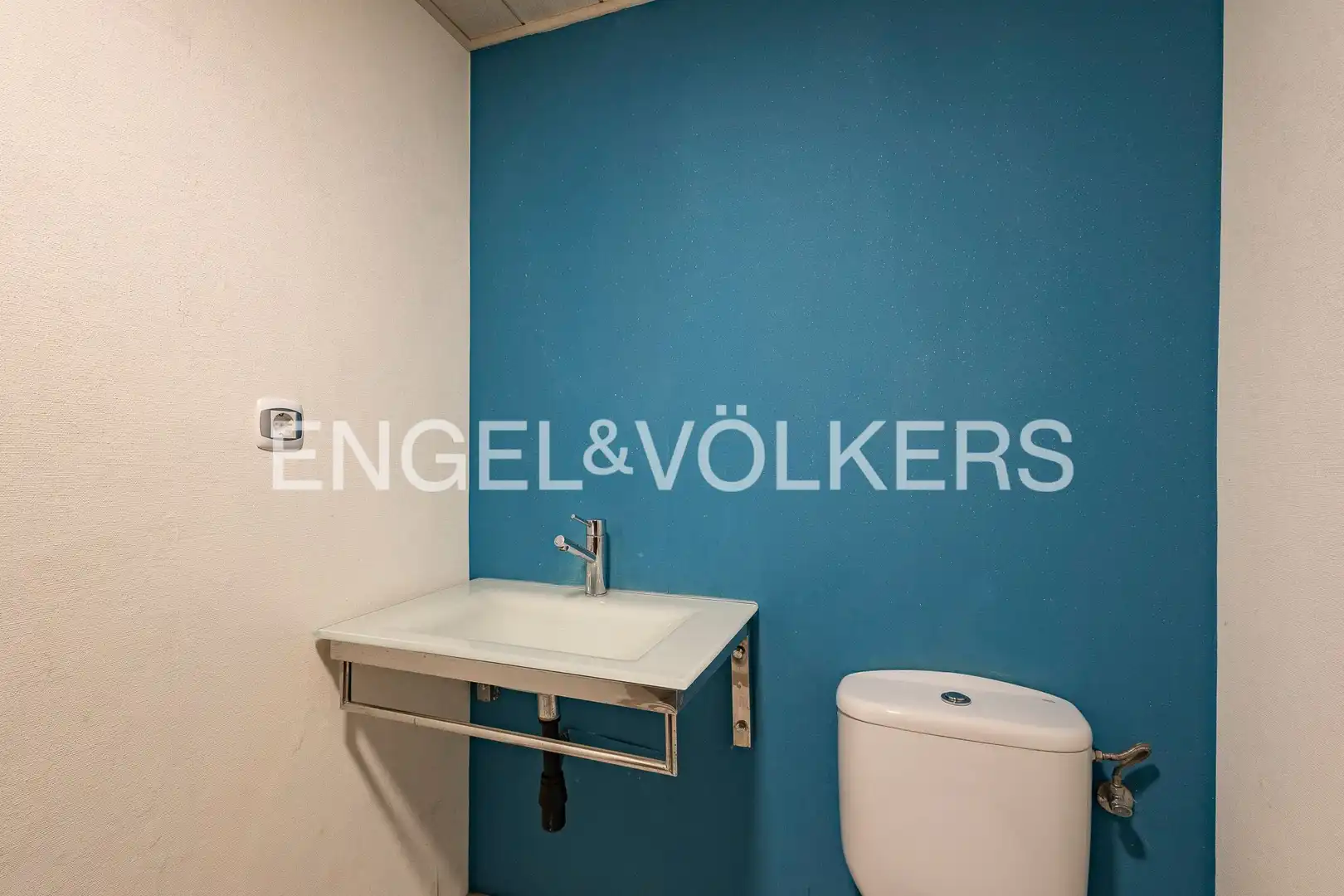Bathroom of Attic for sale in Tarragona  with Air Conditioner, Heating and Terrace