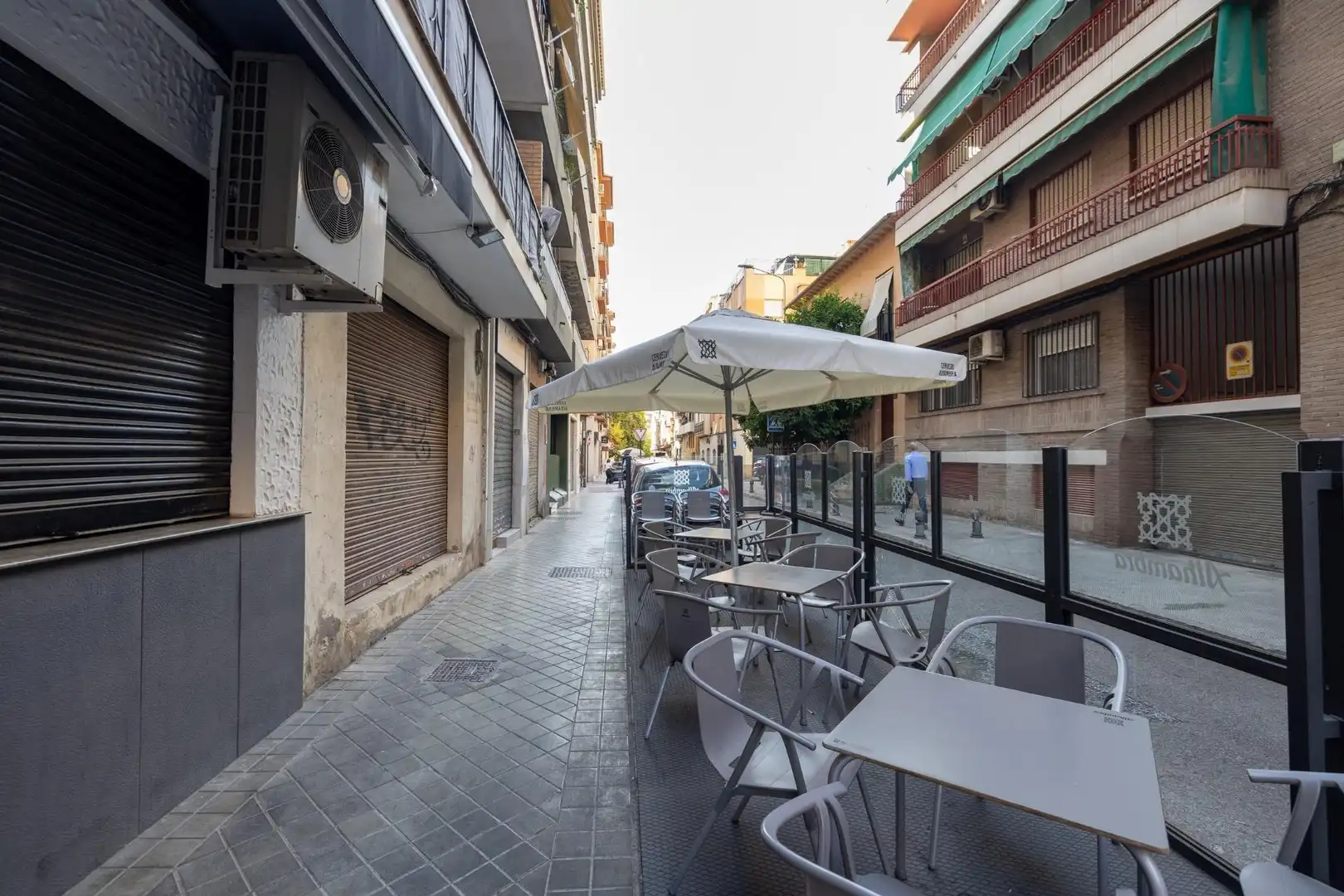Terrassa de Local en venda en Granada