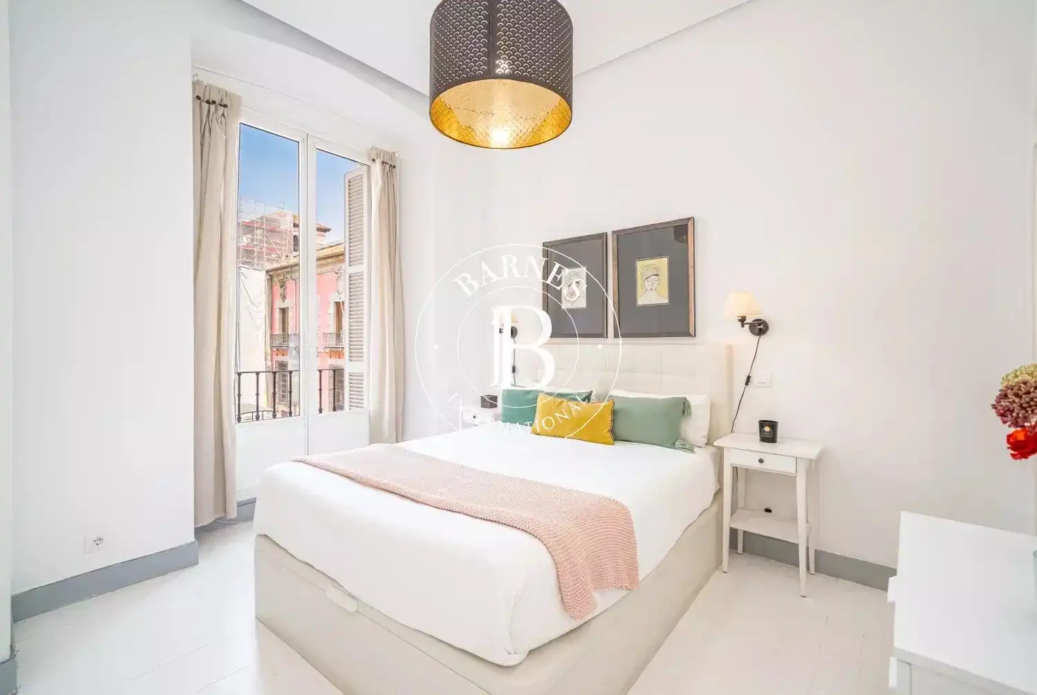 Habitación de Piso de alquiler en Madrid con Aire acondicionado, Calefacción y Amueblado