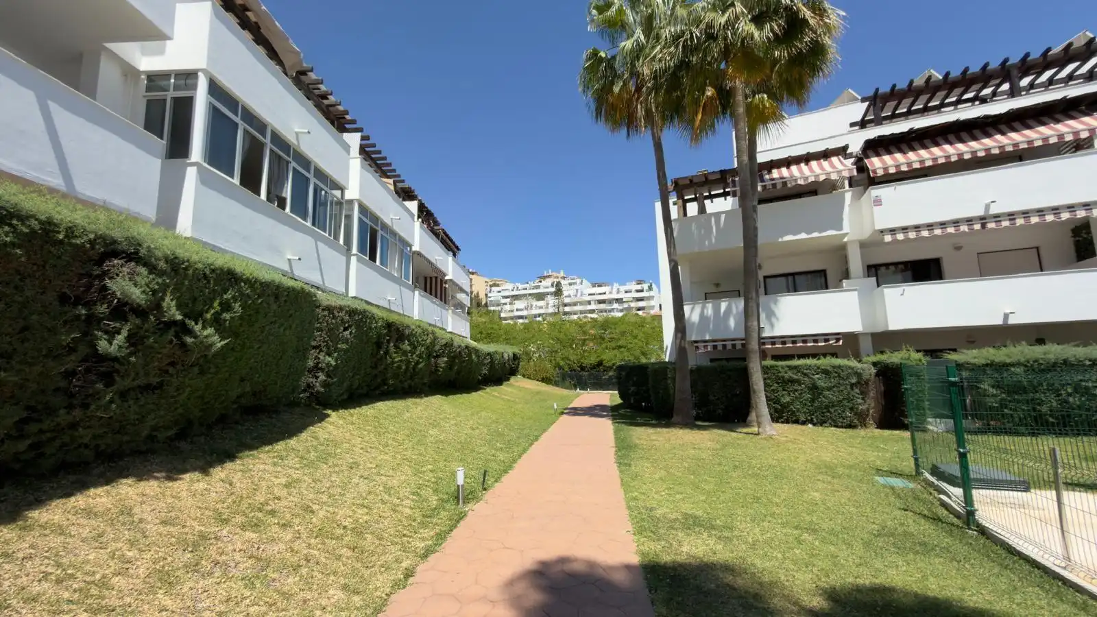 Vista exterior de Apartamento en venta en Mijas con Jardín privado, Trastero y Piscina comunitaria
