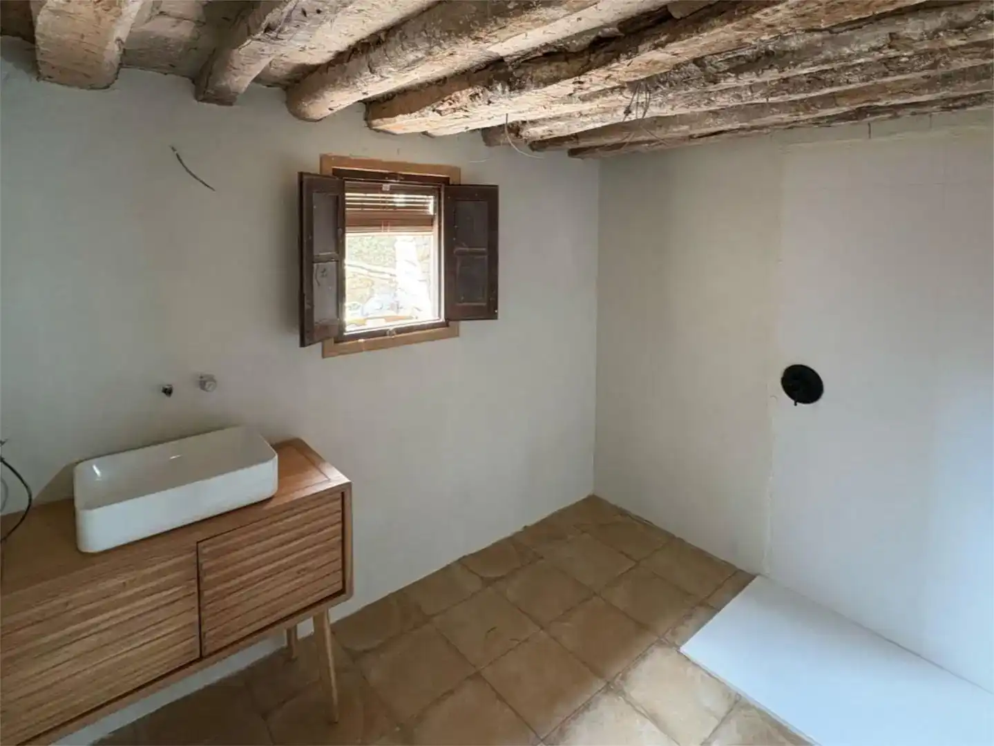 Bany de Casa o xalet en venda en Villar del Río amb Jardí privat, Parquet i Moblat