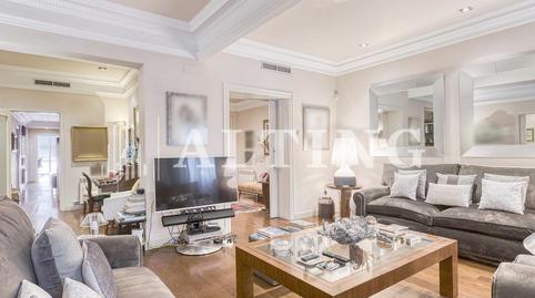 Foto 2 de Pis en venda a Carrer Balmes, El Putget i el Farró, Barcelona