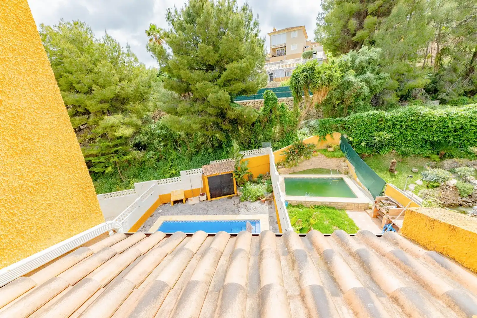 Piscina de Casa adosada en venta en Chiva con Aire acondicionado, Calefacción y Terraza